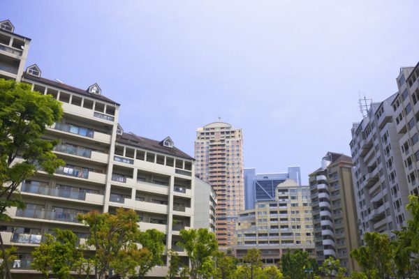 いつ？いくら？大規模なマンションにおける外壁塗装